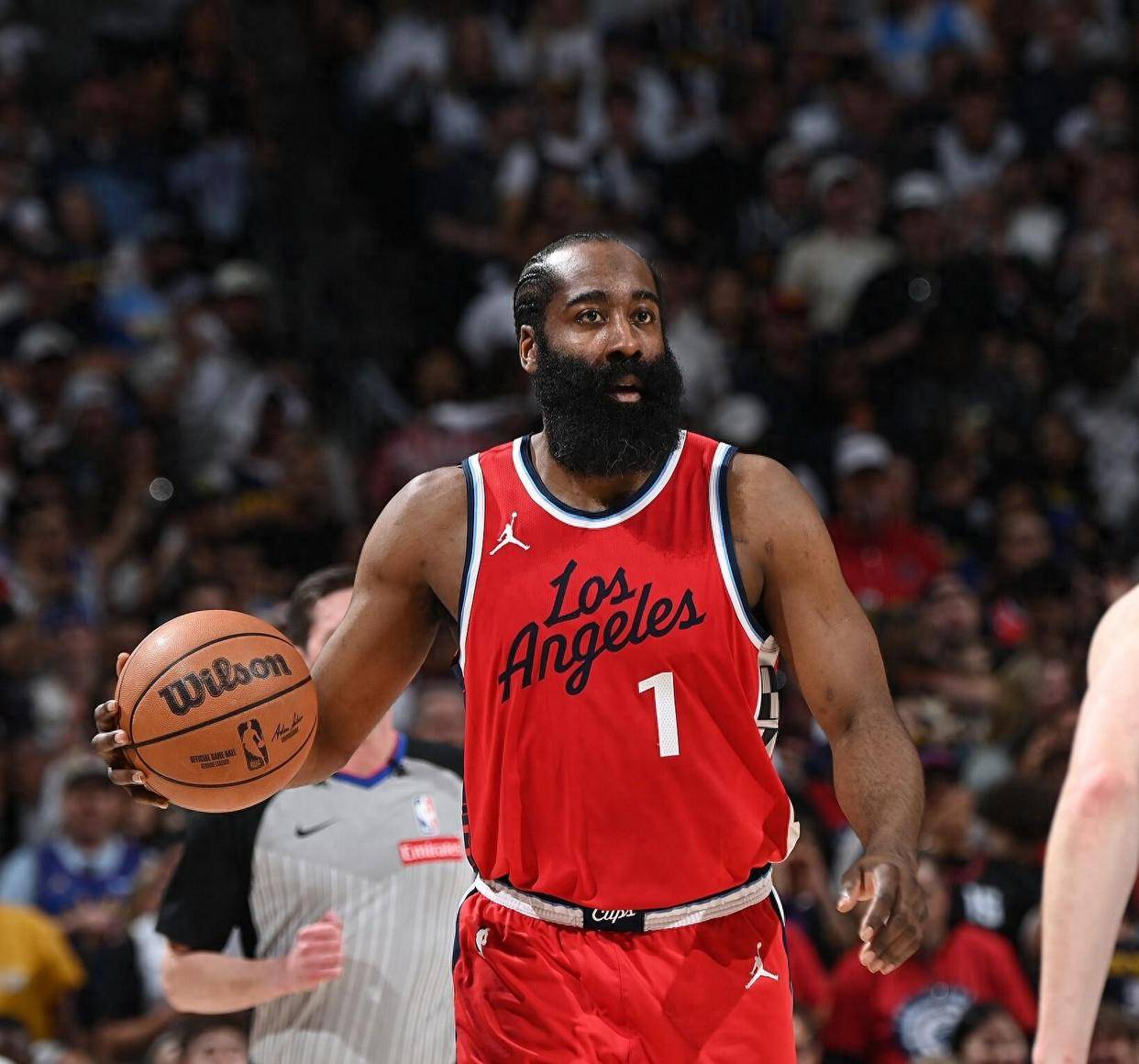 开云体育-哈登在巴黎圣日耳曼比赛中比赛规则变更，大比分获胜引发热议！的简单介绍-开云体育